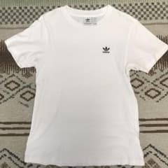 adidas白Tシャツのサムネイル