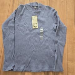 UNIQLO キッズ 長袖タートルネックカットソー 140 新品のサムネイル