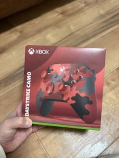 Xbox ワイヤレス コントローラー （デイストライク カモ）のサムネイル