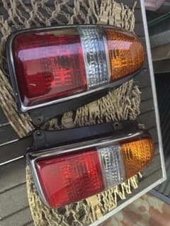ミラジーノL700S/L710系 純正テールランプ テールライトのサムネイル