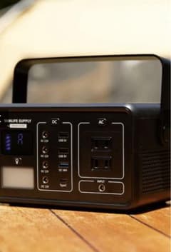 バンライフサプライ　フリークスストア　ポータブル電源VLS-66000 バンライフサプライ フリークスストア ポータブル電源VLS-66000 - メルカリ