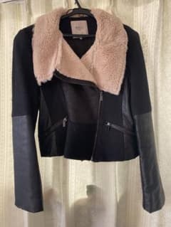 ZARA ライダースジャケットのサムネイル