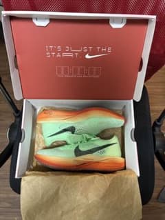 NIKE ヴェーパー　キプチョゲモデル　27.5のサムネイル