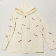 セール中⭐︎お洒落なPINK HOUSEロゴランダムプリントパーカー　新品のサムネイル