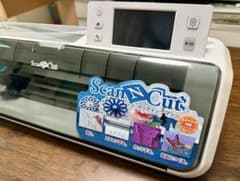 Brother ScanNCut CM300 カッティングマシン 本体＋シート他 - メルカリ