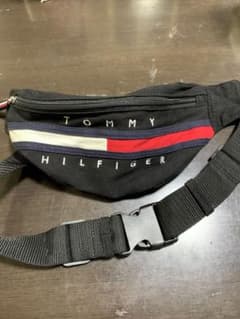 TOMMY HILFIGER ボディバッグ・ウエストポーチのサムネイル