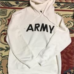 【値引き交渉OK】【カワイイ】極暖パーカー ARMYのサムネイル