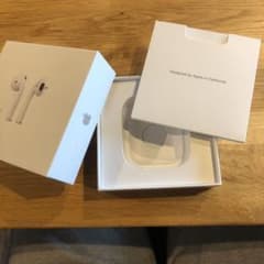AirPods箱のサムネイル