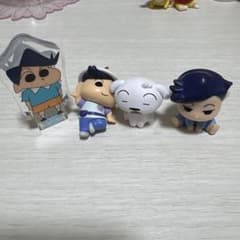 クレヨンしんちゃん フィギュア 4点セットのサムネイル