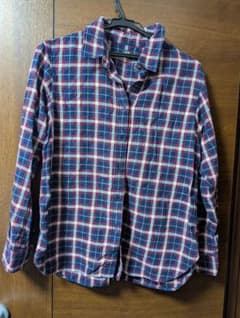 UNIQLO ユニクロ 長袖 チェックシャツ ネイビー レッド Lサイズのサムネイル