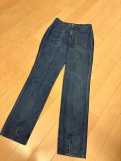 IENA フロントスリット入り デニムパンツ38のサムネイル