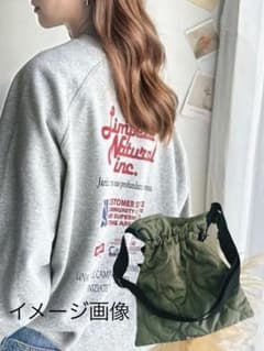 キルティング 巾着 ショルダーバッグ カーキのサムネイル