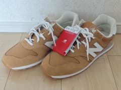 New Balance ブラウン スニーカー　373 SM2のサムネイル