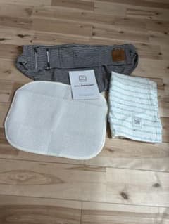 ピ*m様 【美品】Betta Carry me! スリング、ケープのサムネイル