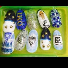 三代目ネイルのサムネイル