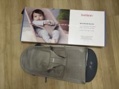 BabyBjorn ベビービョルン バウンサー Air グレーベージュメッシュのサムネイル