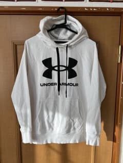 UNDERARMOUR パーカーのサムネイル