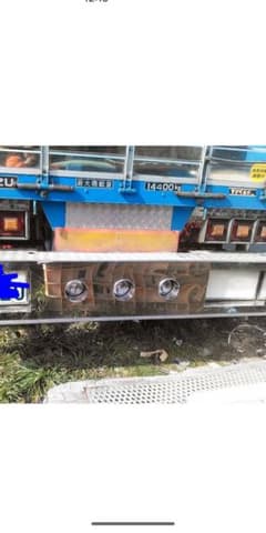 大型トラックバンパーですのサムネイル