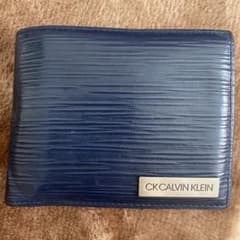 カルバンクライン　二つ折り財布のサムネイル