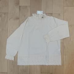 【商品タグ付】Samansa Mos2スカラップレースブラウス キナリのサムネイル