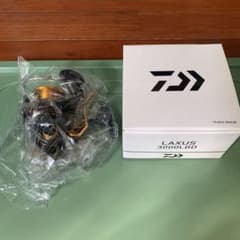 DAIWA 19 LAXUS 3000LBD スピニングリールのサムネイル