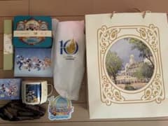 上海ディズニーランドホテル10周年記念 宿泊限定グッズセット(8品＋シール)のサムネイル