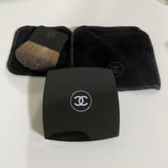 CHANEL プードゥル ルミエール グラッセのサムネイル