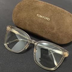 TOMFORD サングラス（クリアフレーム）のサムネイル