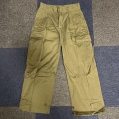 カーゴパンツ カーキ