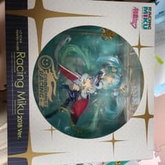 レーシングミク　2018 ver. 1/7スケール　フィギュアのサムネイル