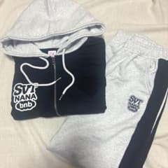 SEVENTEEN NANA bnb ナナ民泊 パーカー スウェット - メルカリ