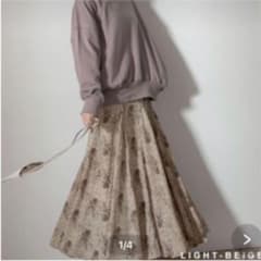 総柄フレアマキシスカート　M size   ライトベージュのサムネイル