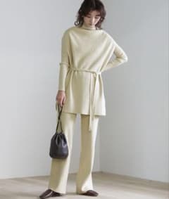 select MOCA ニットセットアップのサムネイル