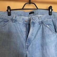 ユニクロライトブルー ワイドパンツ 33（84㎝）のサムネイル
