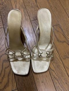 ESCADA ゴールド ストラップ ミュールのサムネイル