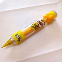 プリングルズ シャープペンシル イエロー - メルカリ