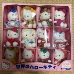 世界のハローキティ12ヵ国セットのサムネイル