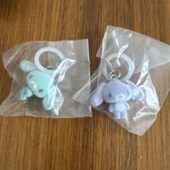サンリオ うさぎ マスコット キーホルダー 2種セットのサムネイル