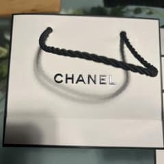 CHANEL ホワイトショップバッグ 小型のサムネイル