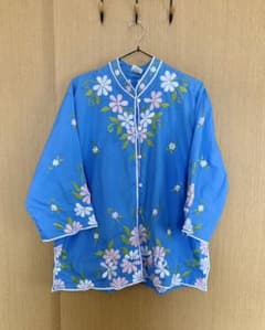 長袖ブラウス　古着　チャイナ　ブルー　花柄　刺繍のサムネイル