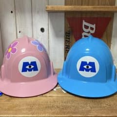 ディズニー モンスターズインク ヘルメット 2点セット - メルカリ