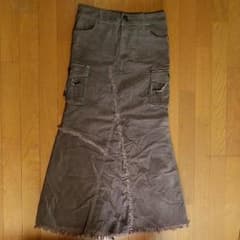 メグさん専用  GARULA　コーデュロイマキシスカートのサムネイル