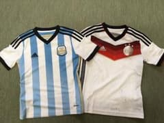 ジュニア アルゼンチン代表レプリカTシャツ おまけ付きのサムネイル