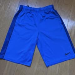 NIKE ハーフパンツ　ブルー　ポケット付き