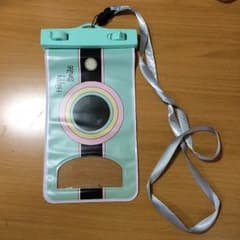 スマホ用防水ケースのサムネイル