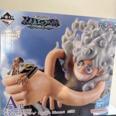 ワンピース フィギュア A賞、D賞 、B賞 - メルカリ