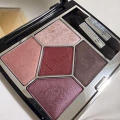 Dior サンク クルール クチュール 879 ルージュトラファルガーのサムネイル