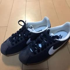 NIKE ナイキ スニーカー 23.5のサムネイル