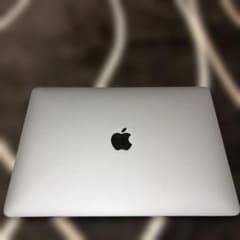 MacBook Pro 13インチ 2020 初期化済み Touch Bar搭載 - メルカリ