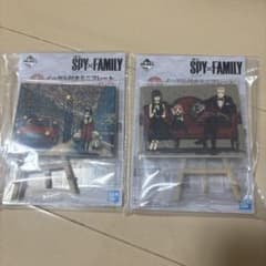 スパイファミリーイーゼル付きミニプレートのサムネイル